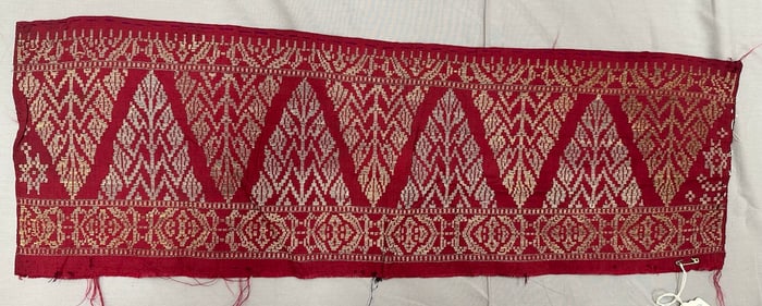 Handwoven Selendang Sash-Belt From Bali
