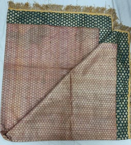 Silk Saree With Gold Detailing