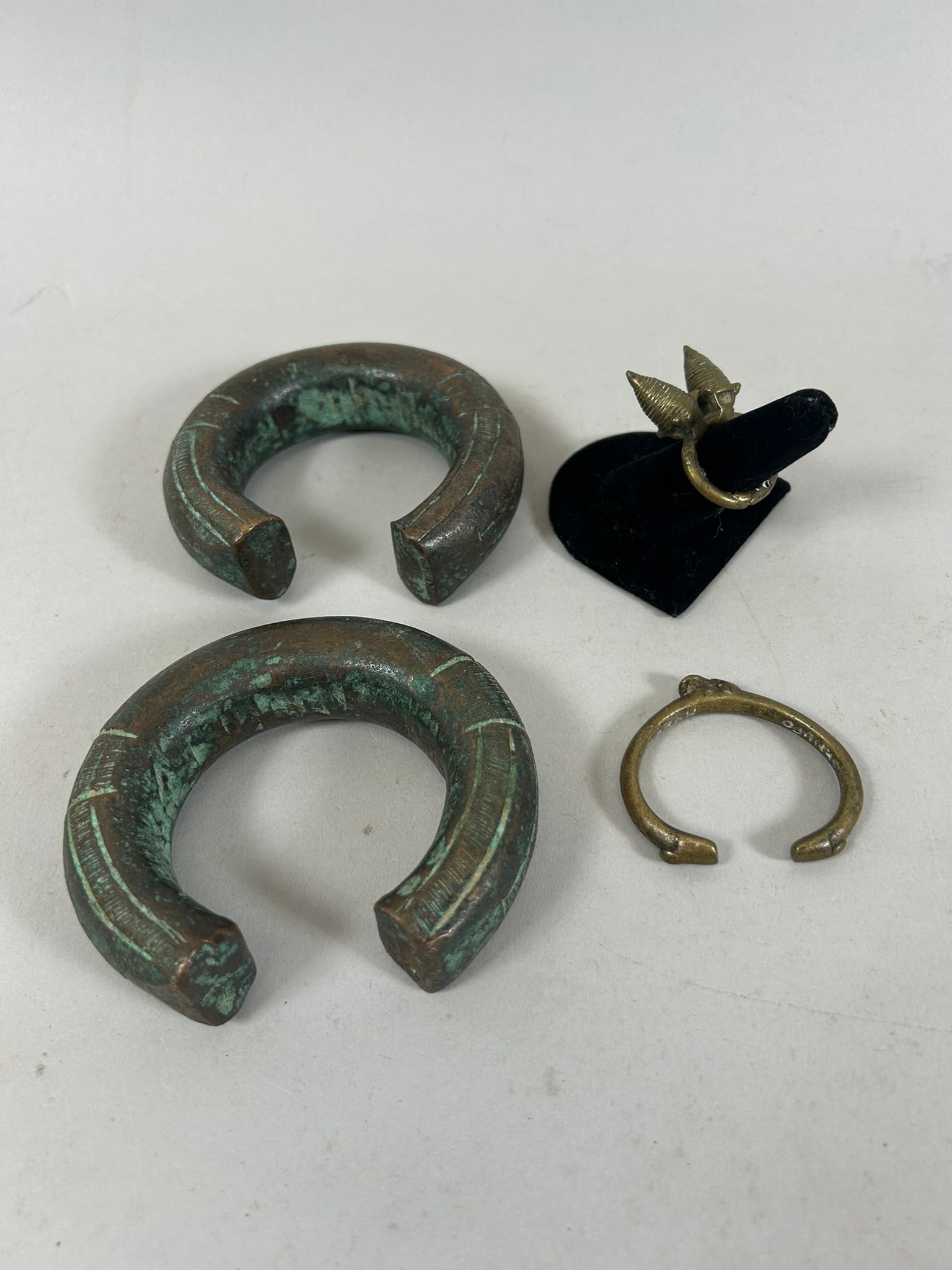 Copper Alloy Ring, Bracelet and Currencies (4) (1 of 6)
