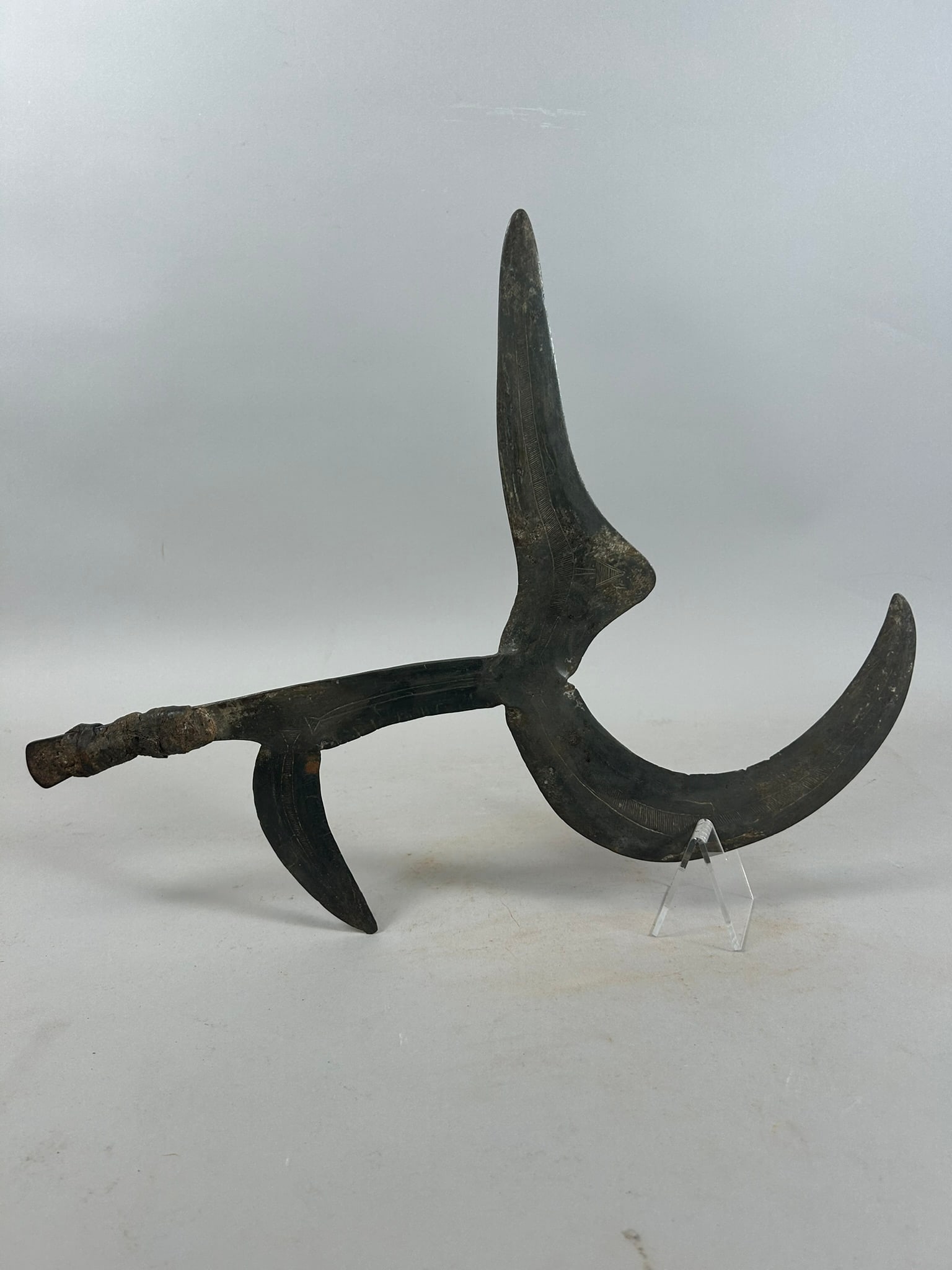 Ngombe Throwing Knife (1 of 4)