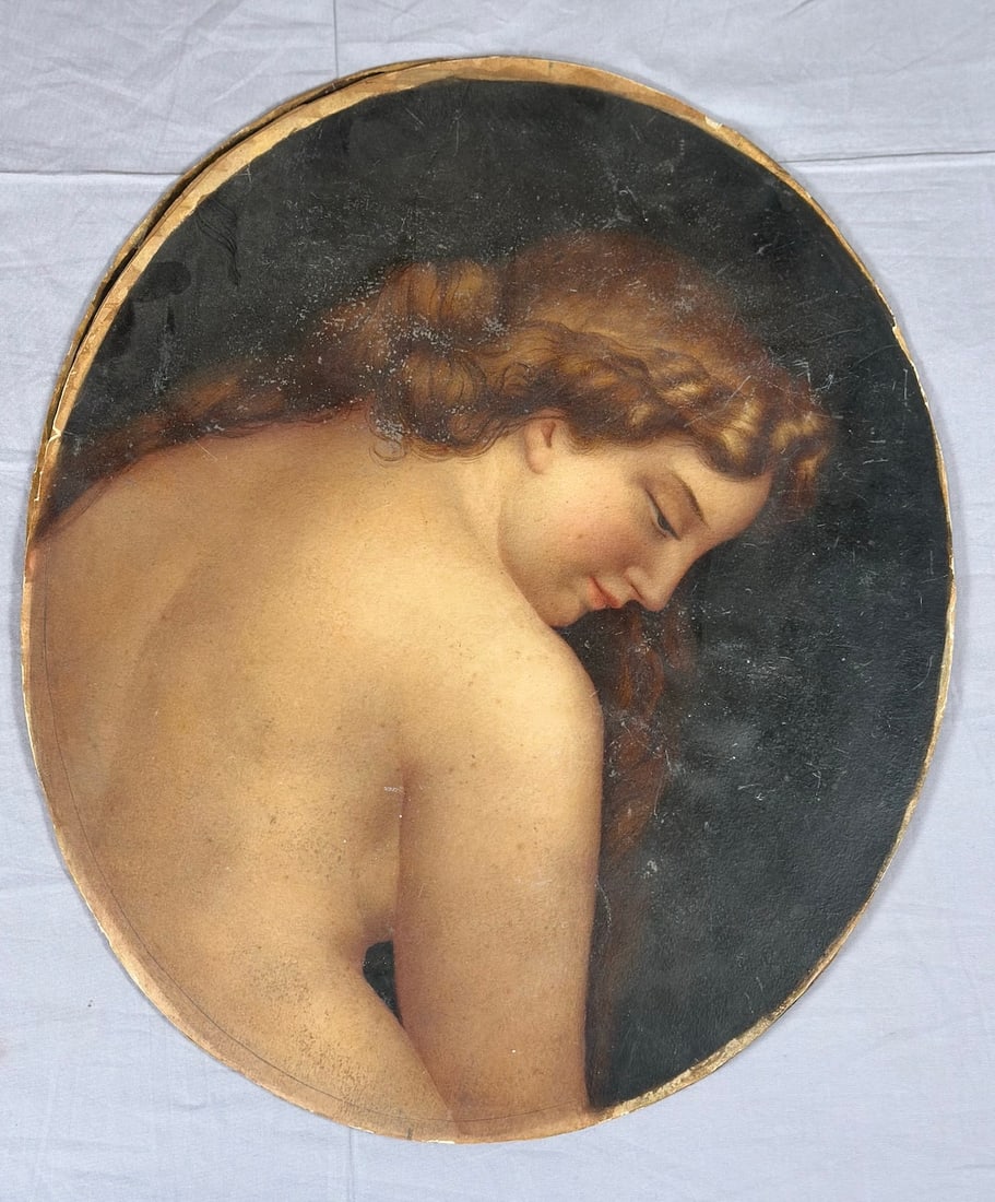A Pair of Renaissance-style Painting: A apir of Renaissance-style Paintings. D: 16" Diameter.
