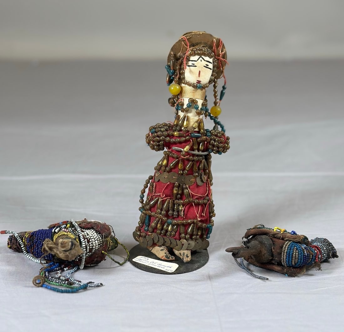 Lot of 3-Nubian Egyptian Doll With Two Birds Adorned With Antique Glass Beads: Nubian Egyptian Doll With Two Birds Adorned With Ancient Glass Beads possibly from early 20th century. D: Biggest 8" L x 4" L.