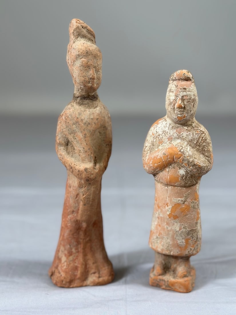 Lot of 2-Chinese Mingqi Tomb Figures From Han Dynasty (206 BCE - 220 CE): Chinese Mingqi Tomb Figures From Han Dynasty (206 BCE - 220 CE). Mingqi figures buried with prosperity in afterlife. D: Biggest 8.50" L x Smallest 7" L.