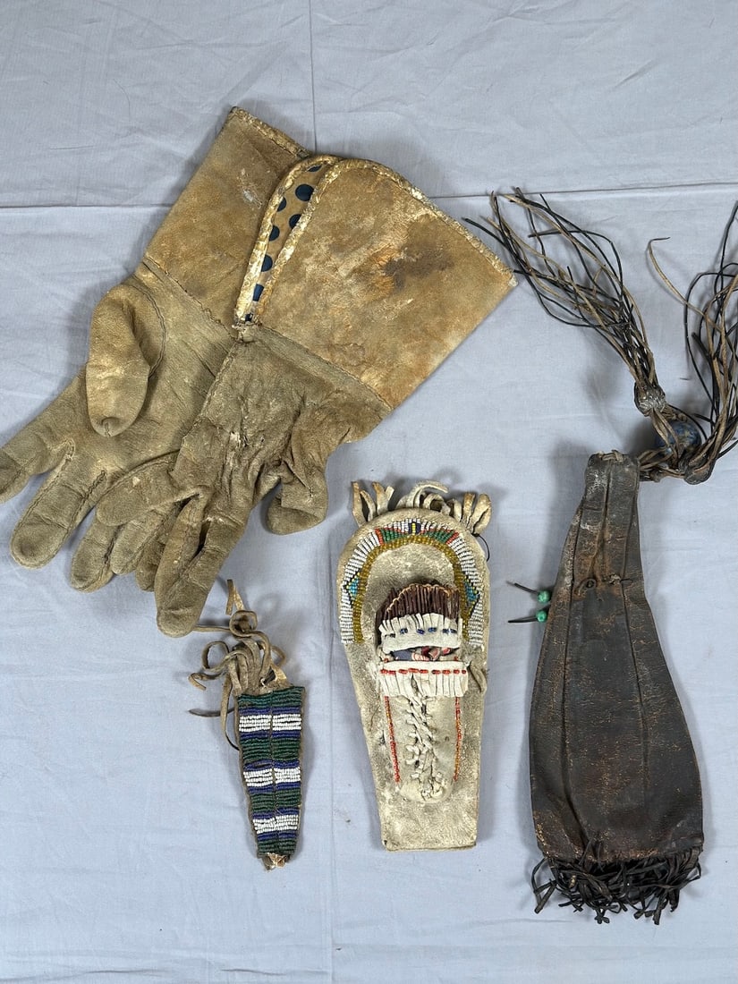 Lof of 4-Native American Artifacts From Early 20th Century (1 of 8)