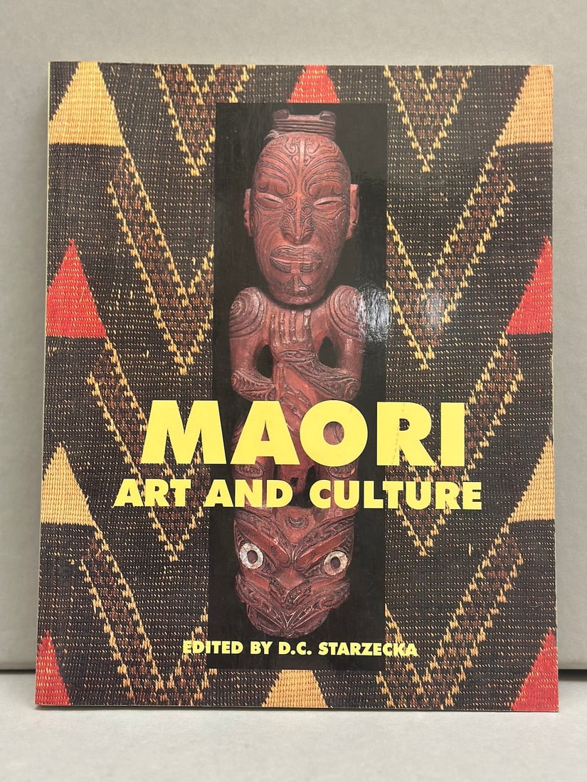 Maori Art and Culture Edited by D.C.Starzecka. Art Media Resources Ltd. Chicago 1996: Maori Art and Culture Edited by D.C.Starzecka. Art Media Resources Ltd. Chicago 1996.