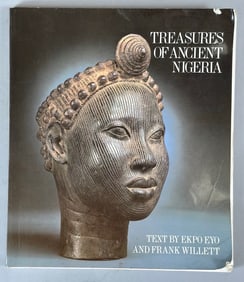 Treasures of Ancient Nigeria-The Detroit of Arts/Knopf Text By Ekpo Eyo and Frank Willett 1980