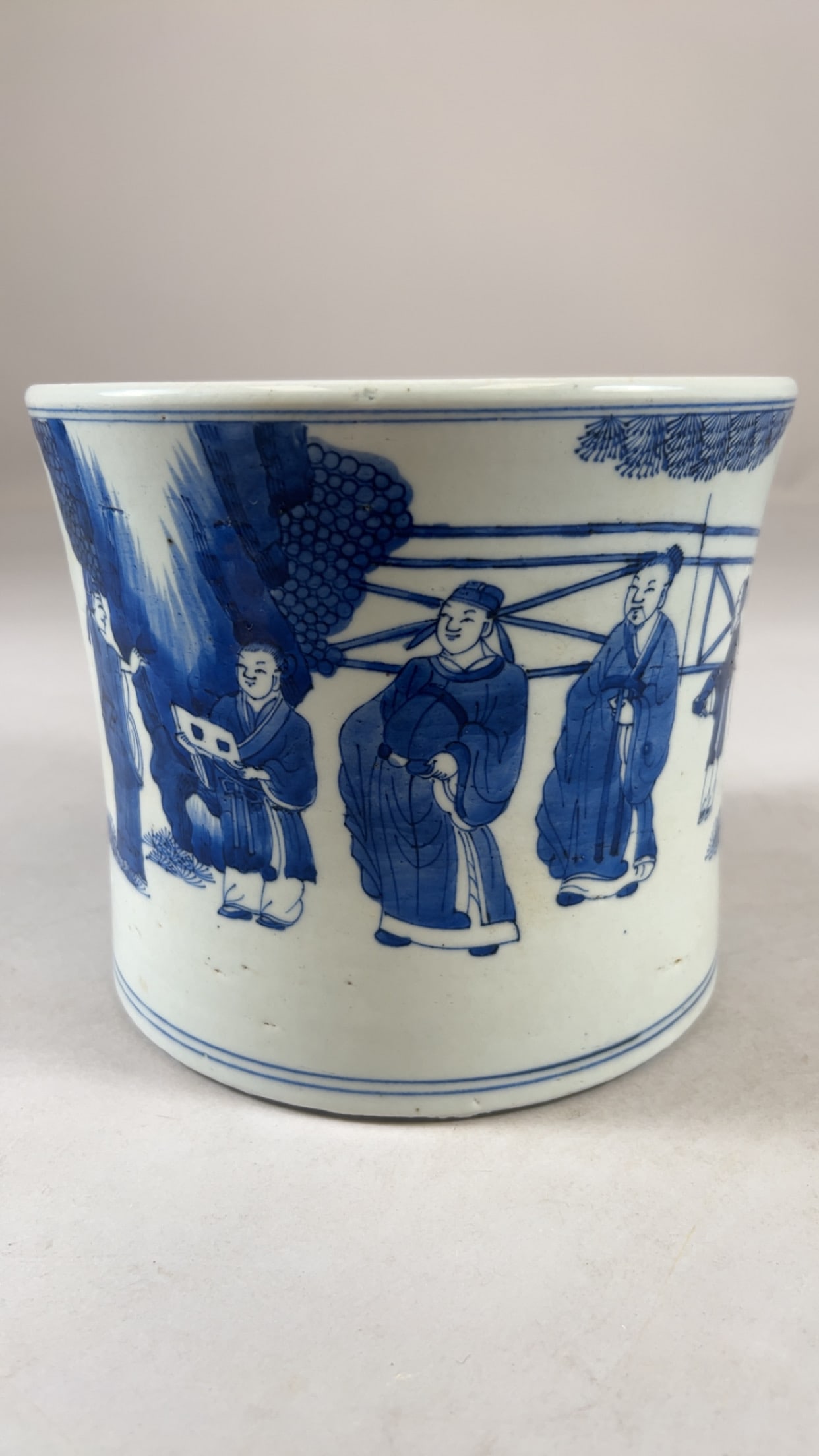 Vintage Chinese Brush Pot: Vintage Handpainted Chinese Brush Pot. Musician and King`s Court scenery. Maker`s mark at the bottom. D: 6.5"h x 7.5"diameter