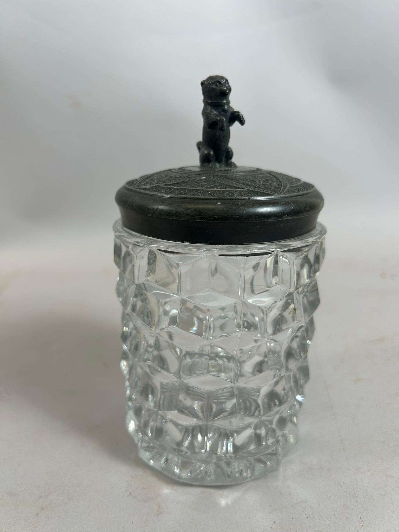 Antique Edwardian Pickle Jar with Lid: Antique Edwardian Pickle Jar with Lid. 6.5"h x 3" diameter