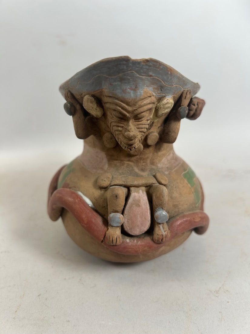 Pre-Columbian Pottery Vase (1 of 6)