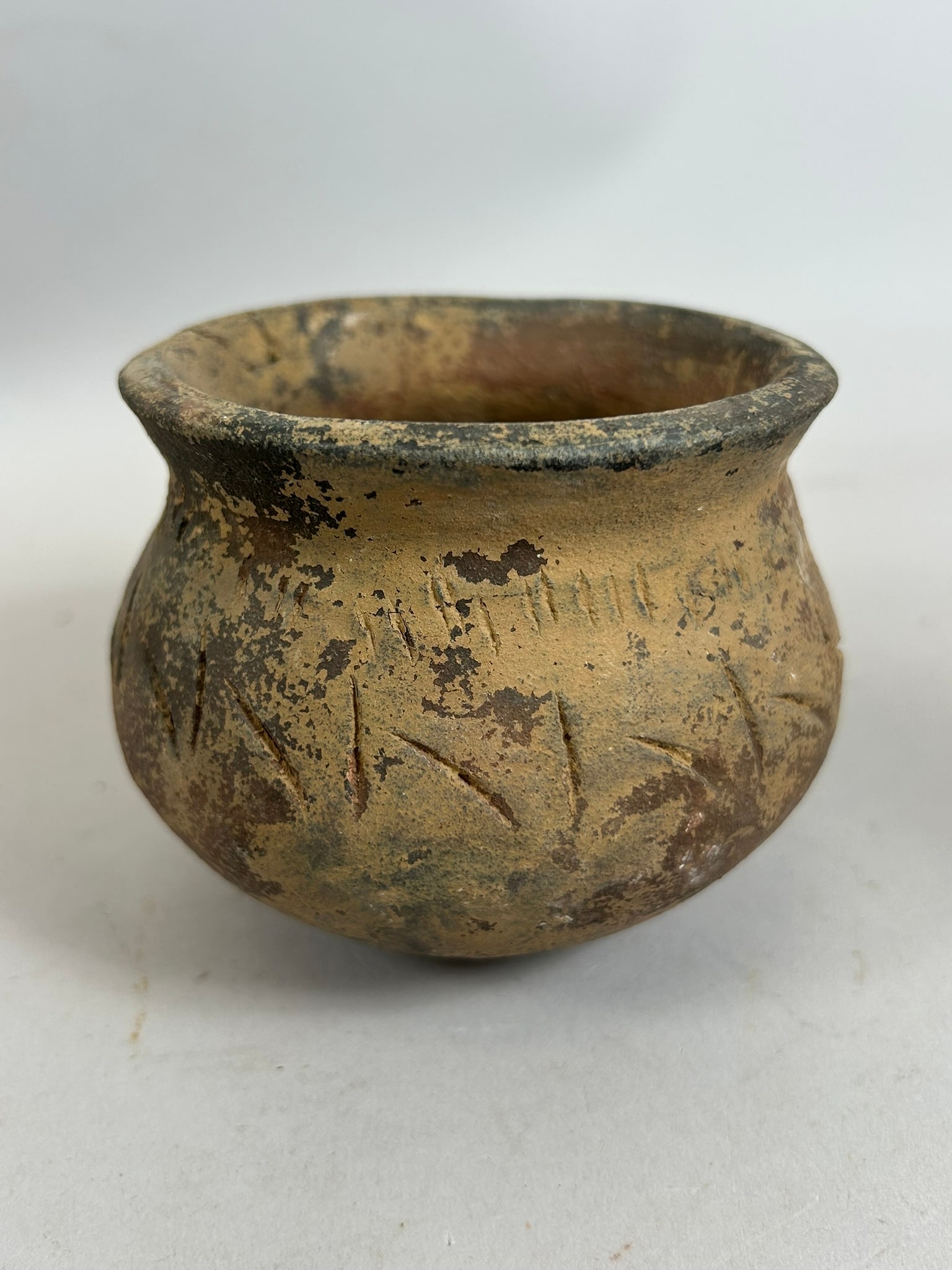 Neolithic Chinese Terracotta Pot (1 of 4)