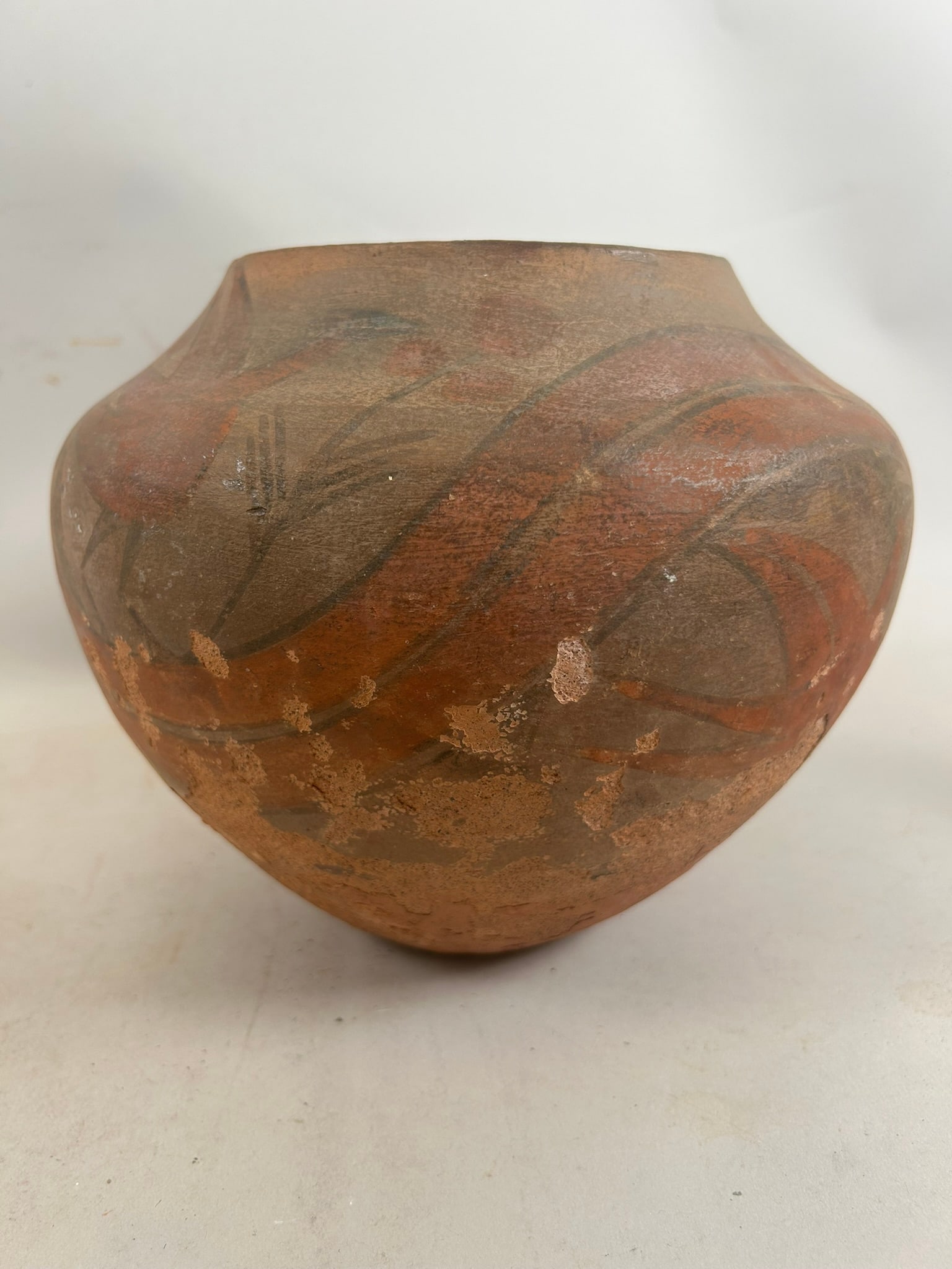Chinese or Pre-Columbian Terracotta Pot: Chinese or Pre-Columbian Terracotta Pot. 8"h x 9"w x 8.5"l