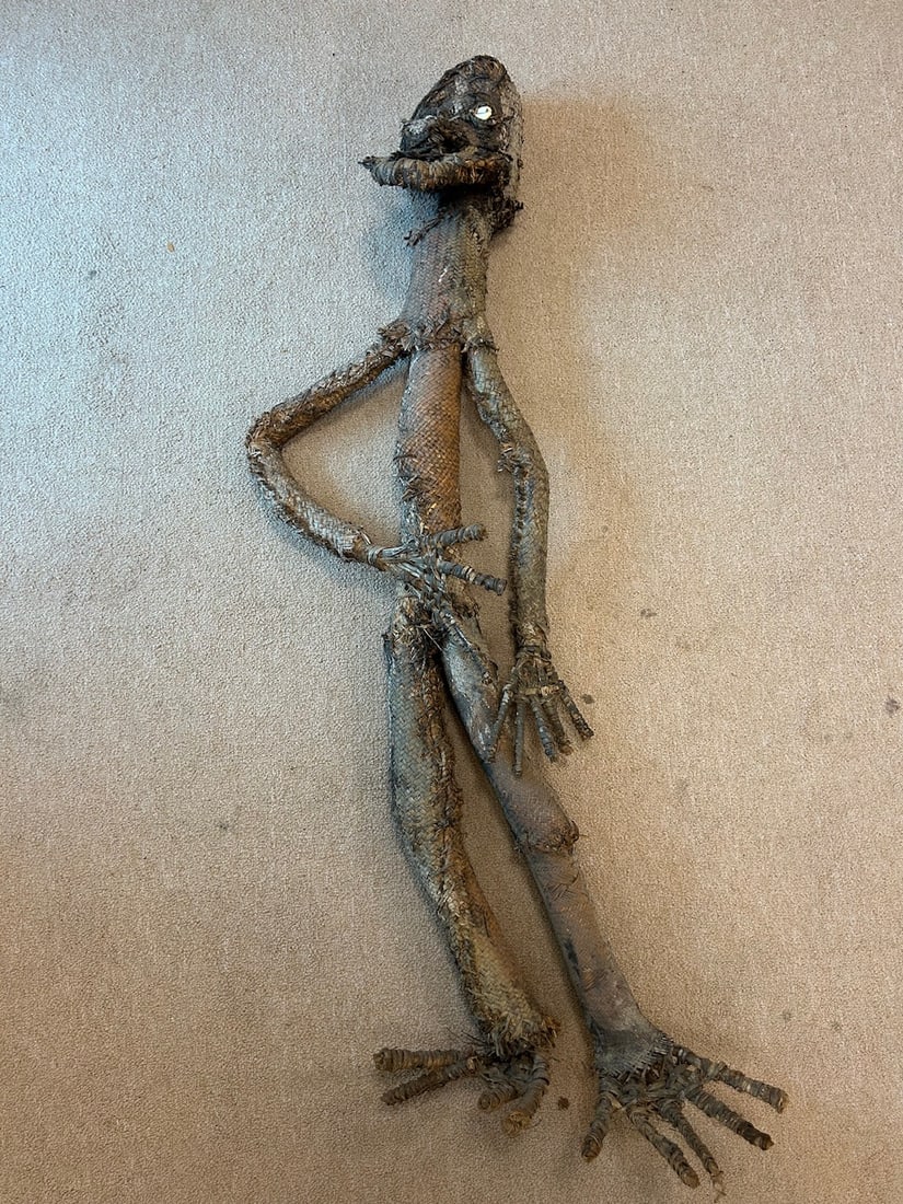 Papua New Guinea Sepik River Statue (1 of 6)