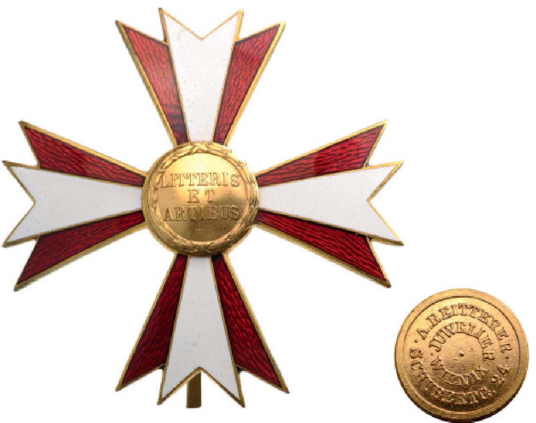 DECORATION OF HONOR FOR SCIENCE AND ART: 1st Class. Breast Star, gilt Bronze, 55 mm, maker’s mark "Anton Reitterer, Wien", superimposed parts gilt and enameled, medium pin on reverse. Very attractive badge in best condition! I R!