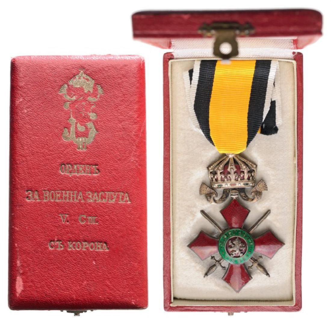 ORDER OF MILITARY MERIT, 1891: 5th Class Cross (Knight) with Crown, instituted in 1900. Breast Badge, 46 mm, silvered Bronze, both sides enameled, both central medallions silvered bronze, enameled, original suspension ring and mode