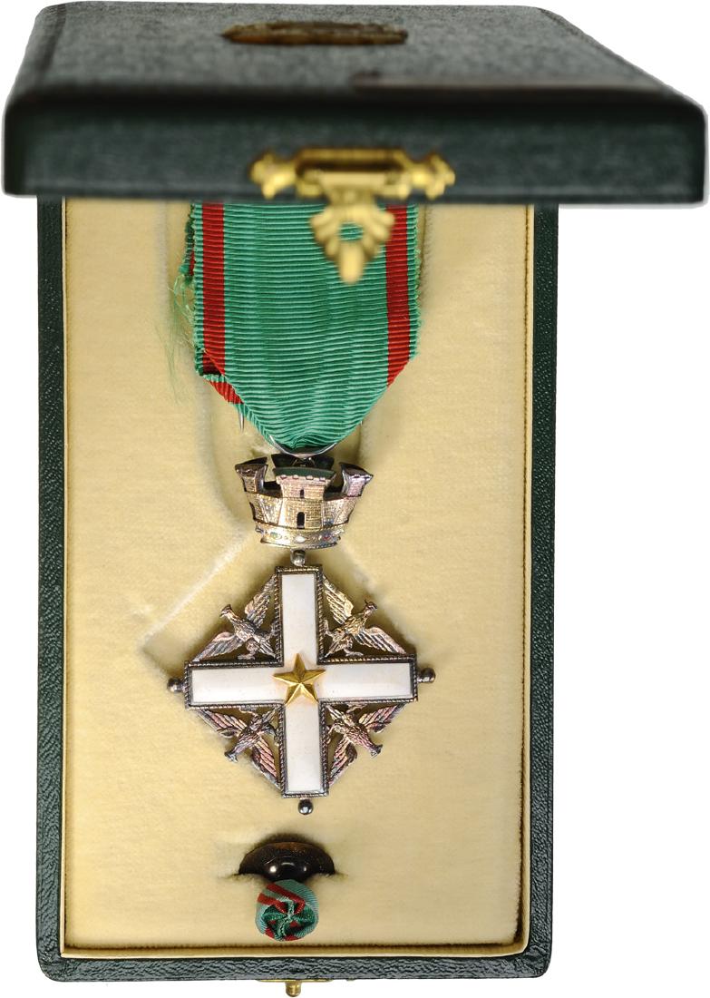 ORDER OF MERIT OF THE ITALIAN REPUBLIC: Knight's Cross, instituted in 1951. Breast Badge, 59x45 mm, Silver, both sides enameled, original suspension ring, ribbon and lapel hole rosette, in leather case of issue by Cravanzola, Roma with gilt