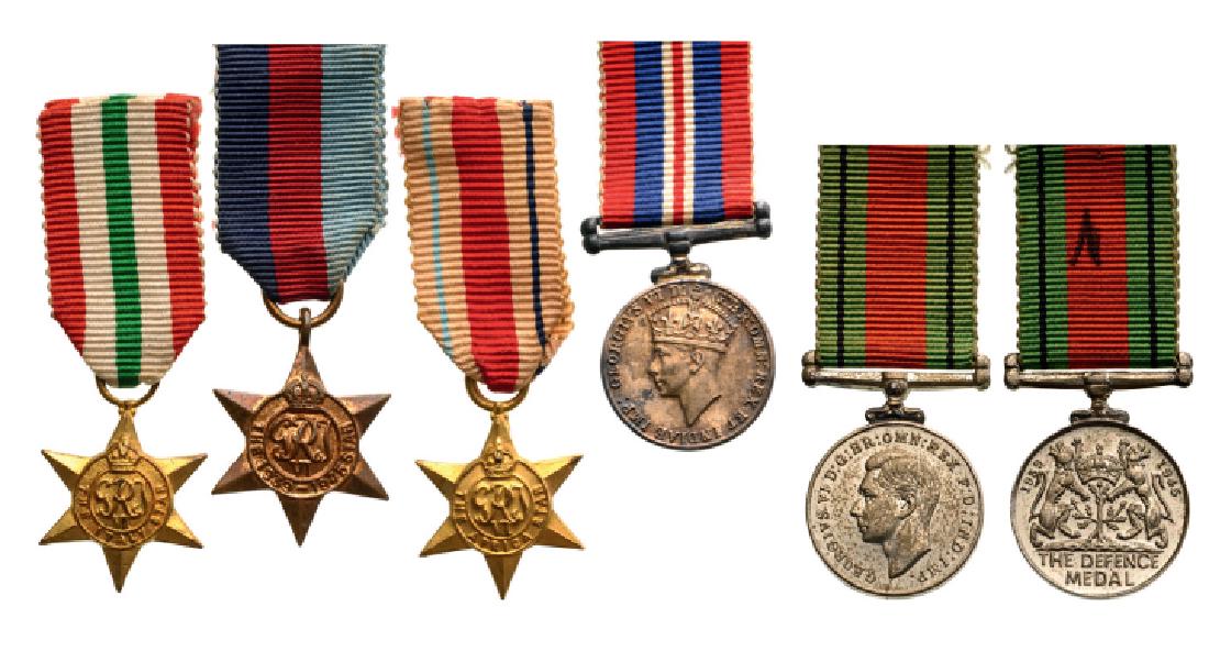 Lot of 5 Decorations (1 of 1)