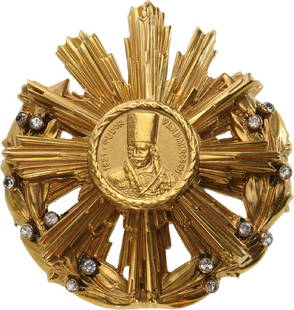 RSR - ORDER OF "TUDOR VLADIMIRESCU": 1st Class for Diplomates GOLD with Brilliants. Breast Star, 56x53 mm, GOLD, 38.36 g, 14 Brilliants, original pin back on reverse. Extremely rare! I RR! RO 2469