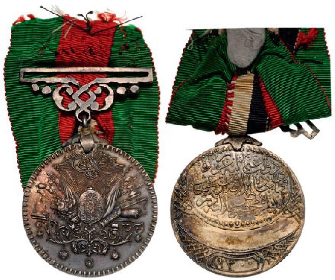 Silver ÃŽmtiyÃ¢z Medal with Swords, instituted in 1882 (1 of 1)