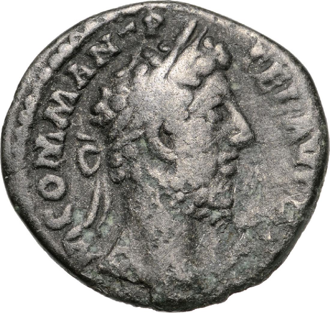 Commodus (180-192 AD), AR Denarius (18 mm, 2.3 g), Rome (1 of 2)