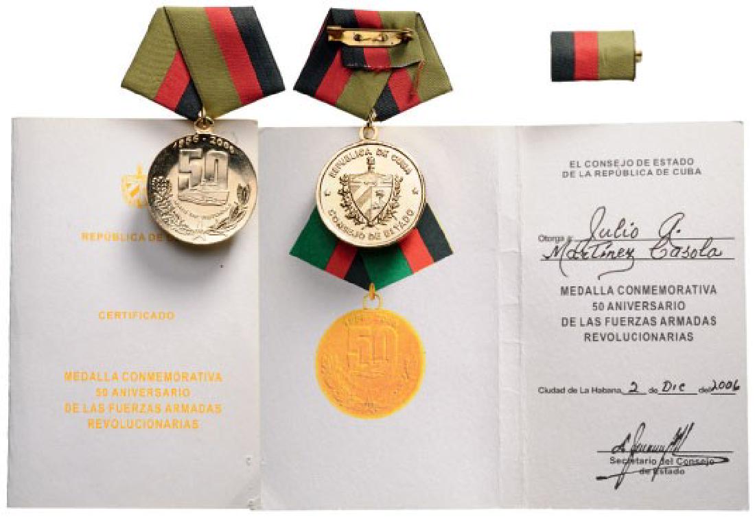 Medal for the 50th Anniversary of the Cuban Armed: Breast Badge, 32 mm, gilt Bronze, original suspension ring and ribbon with ribbon bar. Comes with awarding document given in 2006 to a Cuban citizen. I R!