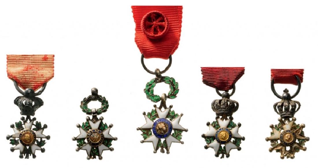 Lot of 5 Decorations (1 of 1)