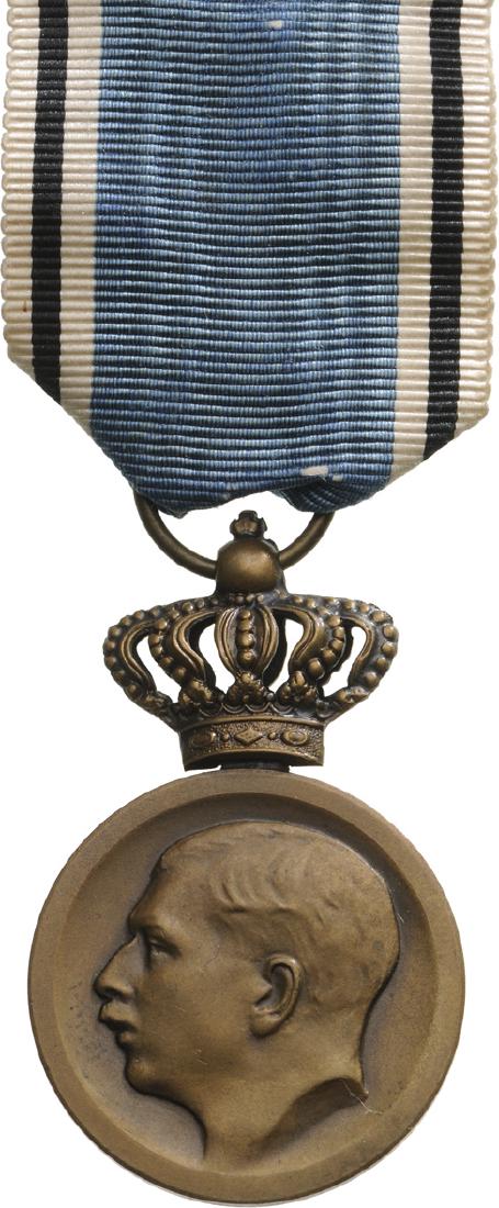 Medal in Rememberance of King Carol I,3rd Class,: Breast Badge, 51x32 mm, Bronze, original suspension ring and ribbon. Scarce! I