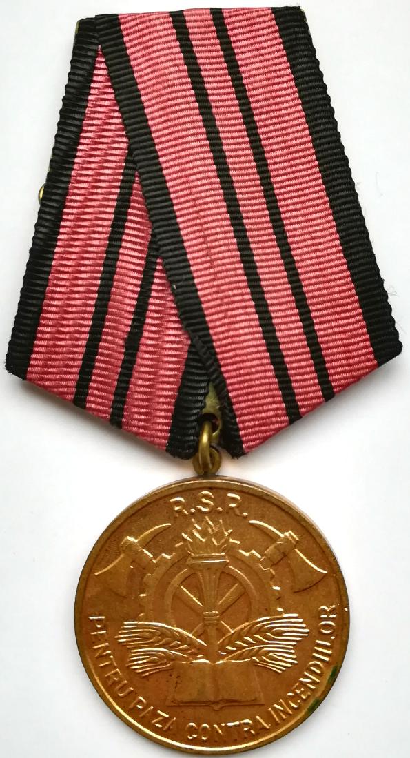 FIREMAN MEDAL, instituted in 1964 (1 of 2)