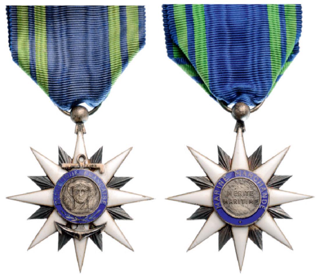 ORDER OF NAVY MERIT, 1930: Knight`s Cross, 3rd Class, instituted in 1930. Breast Badge, Silver, 40 mm, both sides enameled (micro chips), both central medallions silver enameled, original suspension ring and ribbon. I