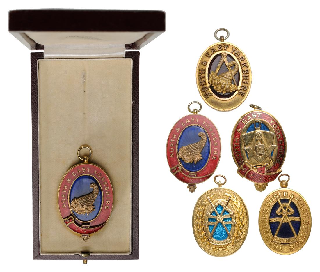 Lot of 5, North & East Yorkshire Badges (1 of 1)