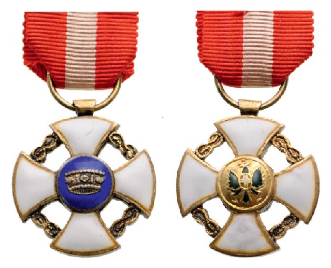 ORDER OF THE CROWN OF ITALY: Knight`s Cross, 5th Class, Miniature, instituted in 1868. Breast Badge, 16 mm, gilt Silver, both sides enameled, both central medallions gilt silver, enameled, original suspension ring and ribbon. I