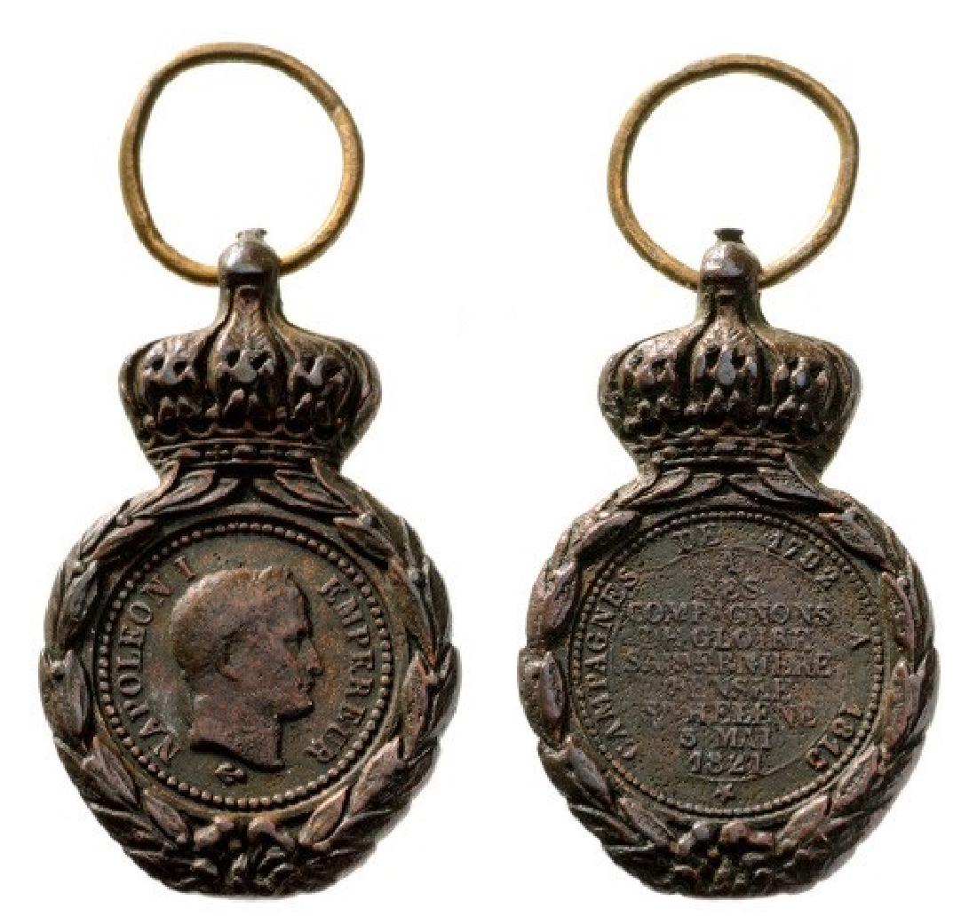 Saint Helena Medal, instituted in 1857: Miniature. Breast Badge, Bronze, 30x18 mm, original suspension ring. A large and rare miniature! I