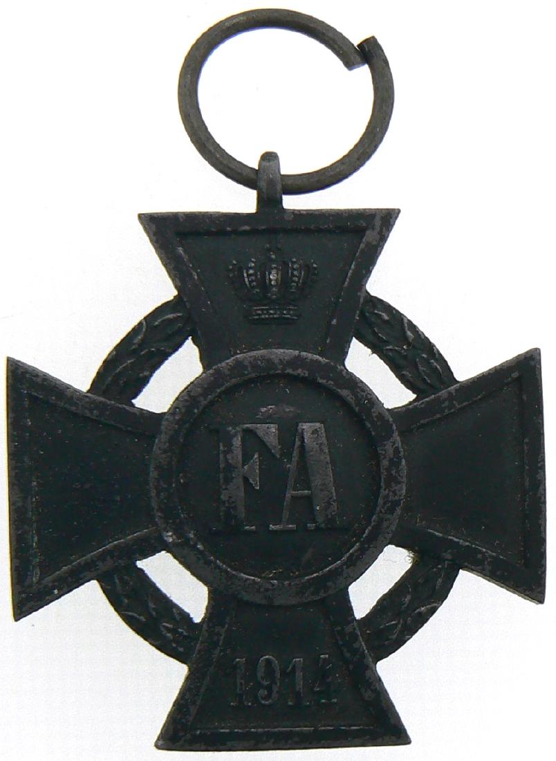FA Cross, 1914: 2nd Class, 40 mm, original suspension ring. I