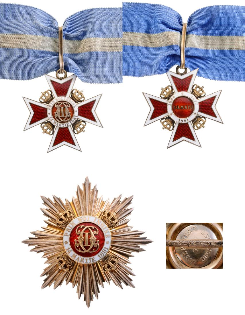 ORDER OF THE CROWN OF ROMANIA, 1881: Grand Officer 's Set, 2nd Model (1932), for Civil. Neck Badge, gilt Silver, both sides red enameled, superb quality with original ring, loop and ribbon. Breast Star, silver, hallmarked "59-39, ARG" on