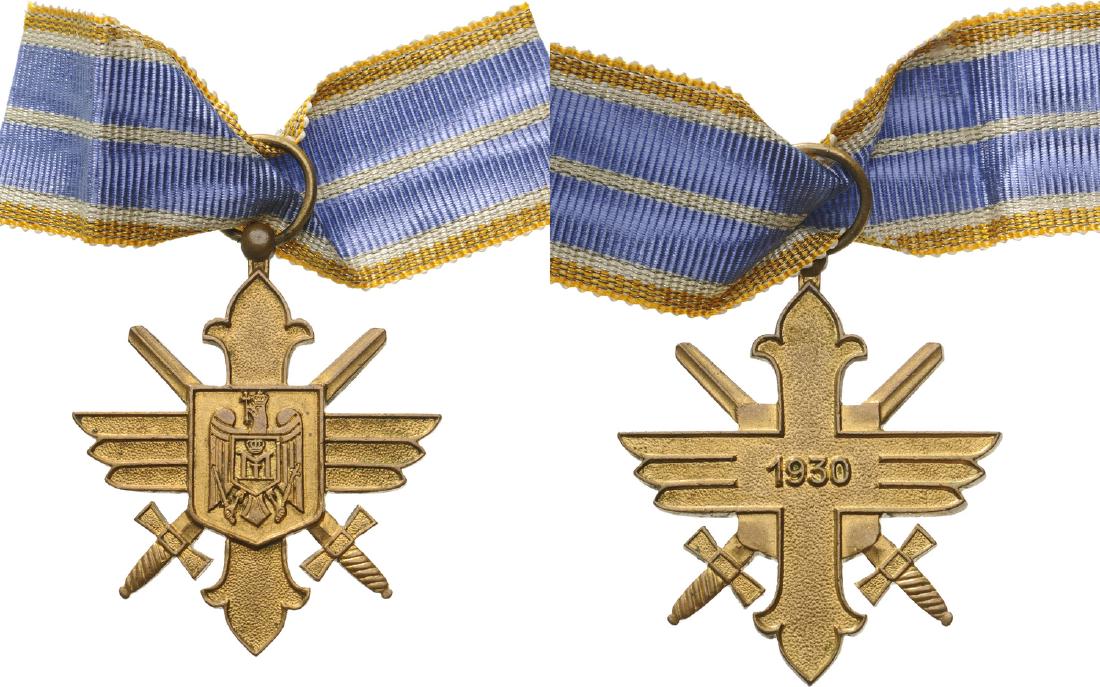 ORDER OF THE AERONAUTICAL VIRTUE, 1930: Gold Cross, 2nd Model with cipher of King Michael I, for Military, 1940. Breast Badge, 50x43 mm, gilt Bronze, original suspension ring and ribbon. I