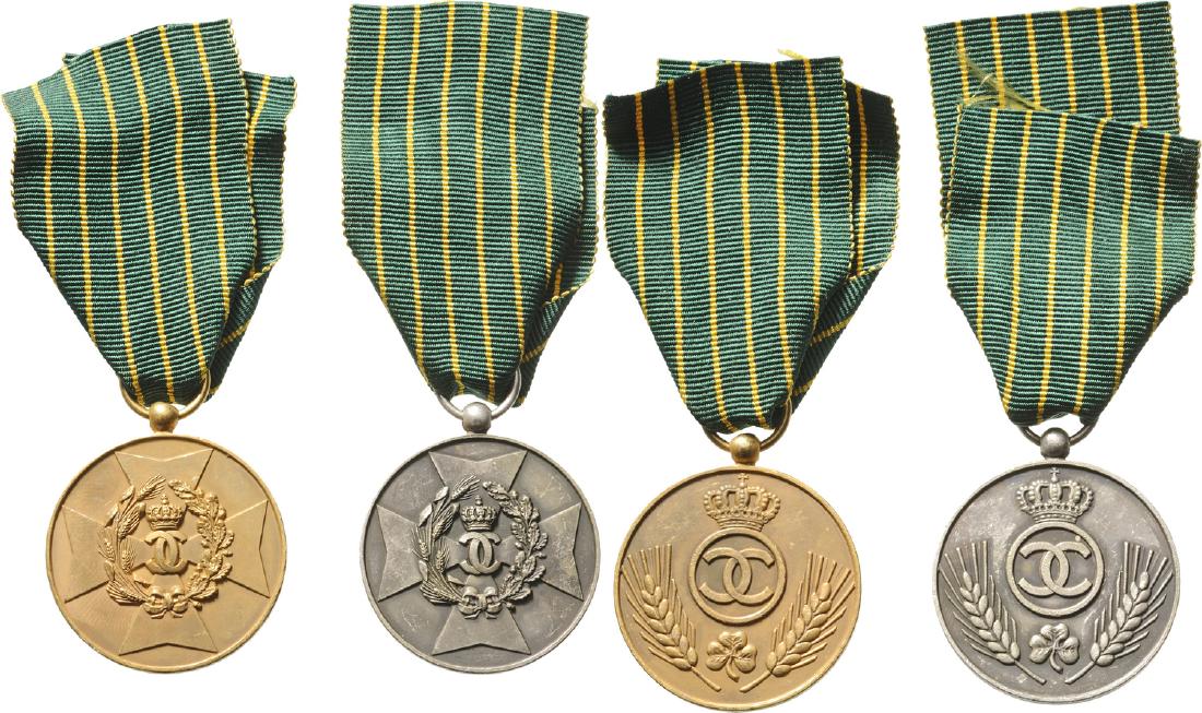 Medal of Agricultural Merit, 1st Model, Set 1-2: Set 1-2 Classes. Breast Badges, 34 mm, gilt Silver and Silver, original suspension rings and ribbons. Rare! I R!