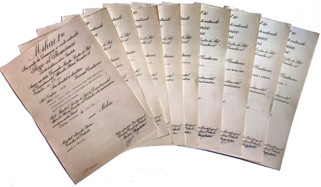 LOT OF 10 AWARDING DOCUMENTS (1 of 1)