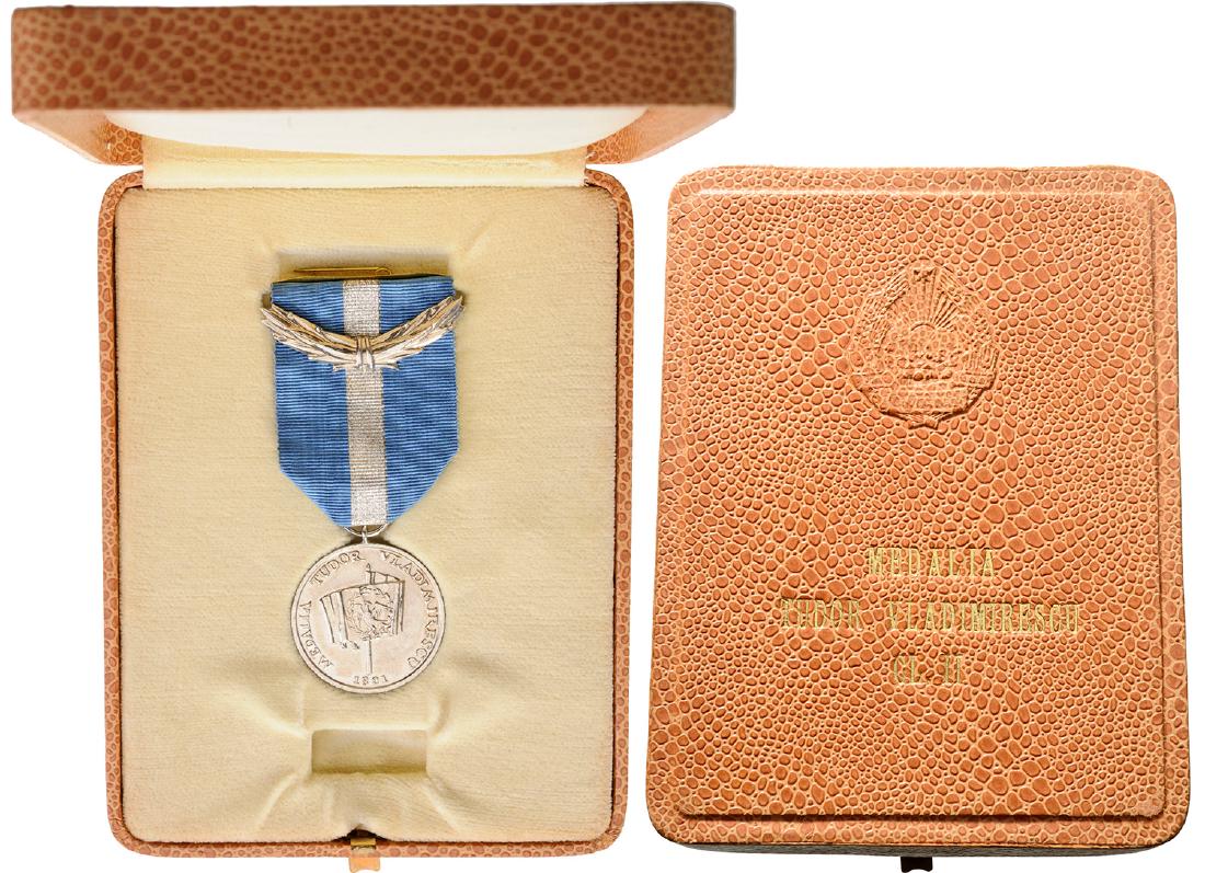TUDOR VLADIMIRESCU MEDAL, instituted in 1966 (1 of 2)
