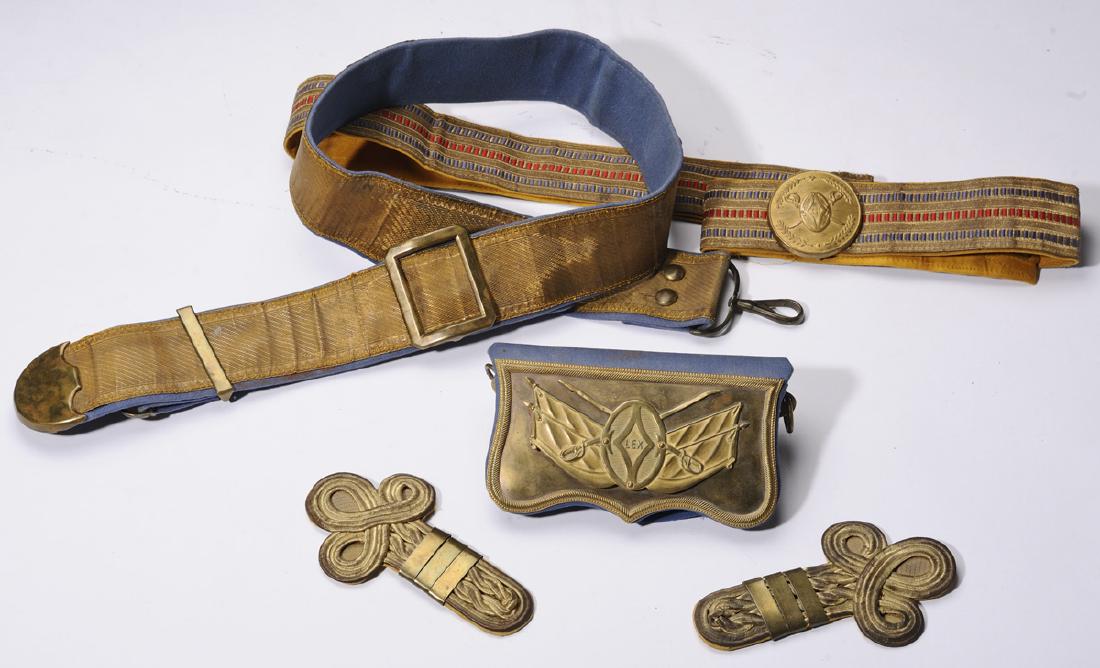 Lot Cartridge Box with belt, belt and buckle, (1 of 1)