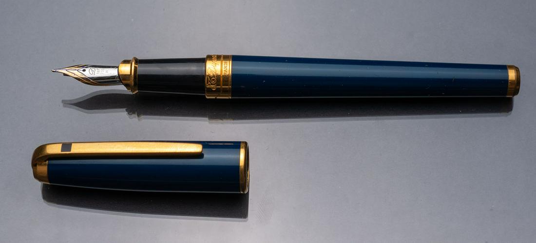 Beautiful fountain pen (1 of 1)