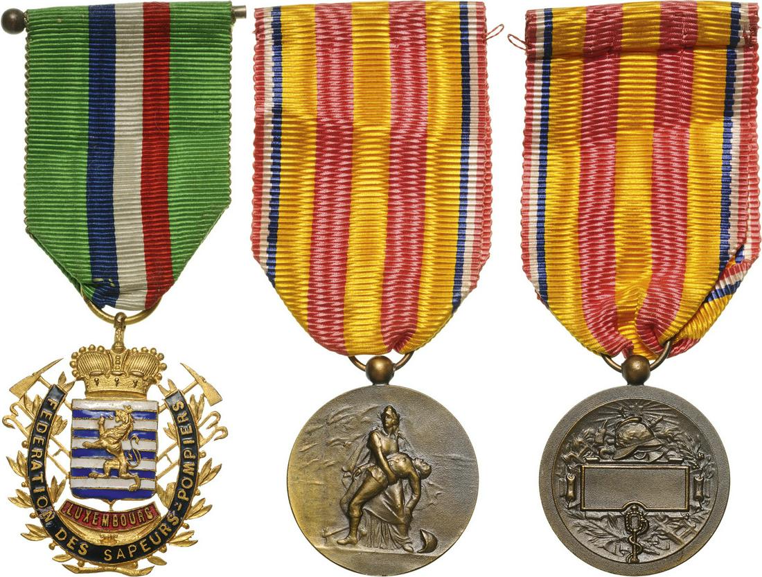 Lot of 2 Medals (1 of 1)