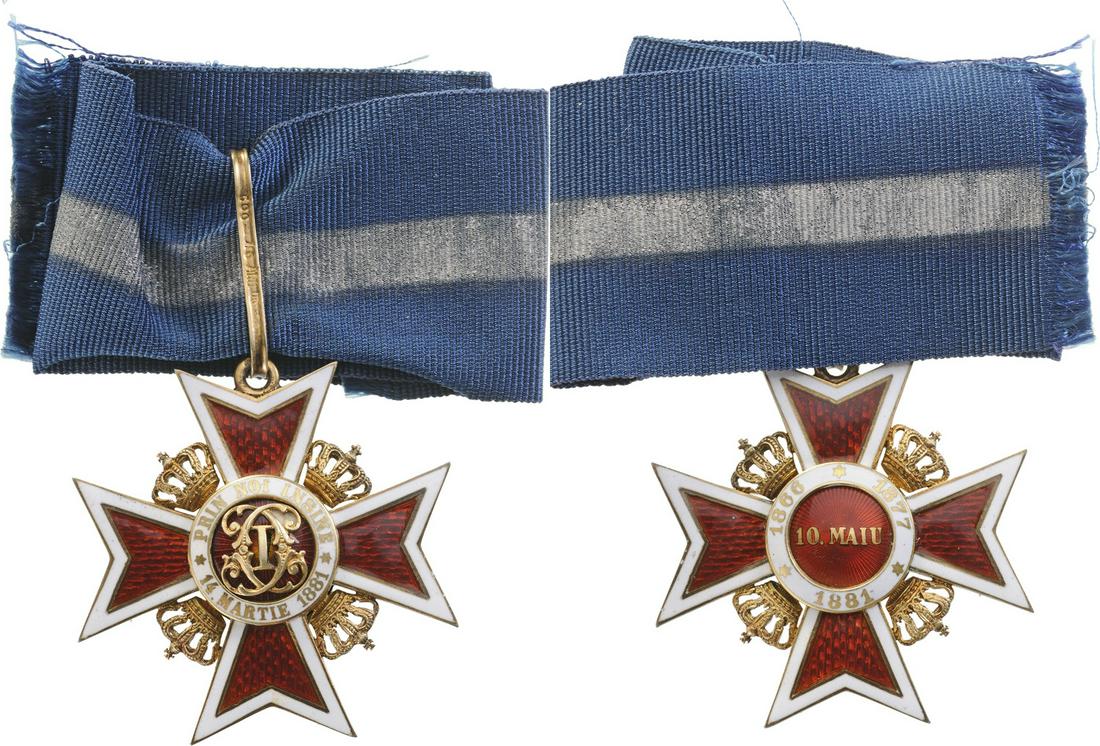 ORDER OF THE CROWN OF ROMANIA: Commander's Cross, 2nd Model (1932) for Civil. Neck Badge, 50 mm, gilt Silver, hallmarked "ARG". maker's mark "500-40-JR - crown", enameled, original suspension ring, loop and ribbon. I Country: ROMAN