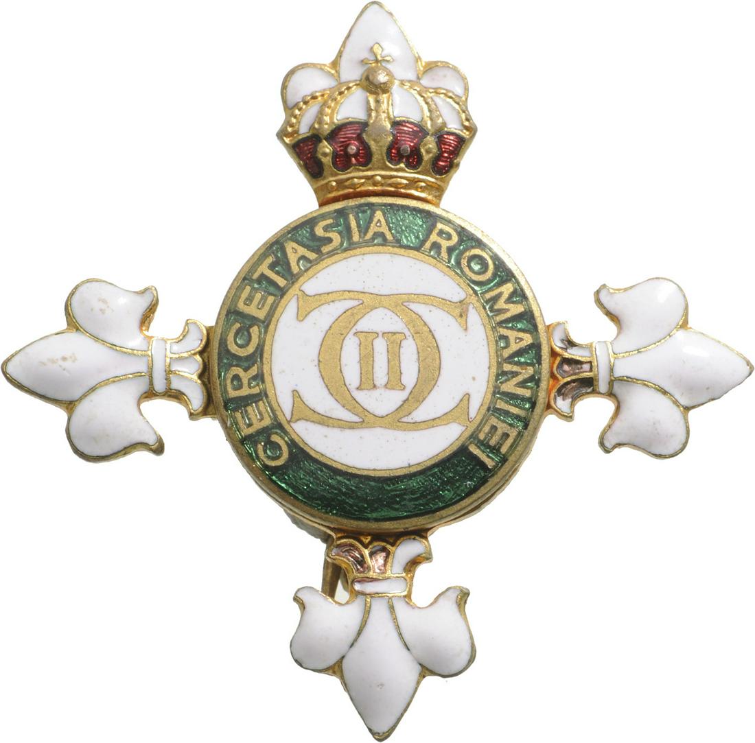 Association of the Romanian Scouts Badge, 1936: Breast Badge, 32 mm, gilt Bronze, enameled, numbered "B 2740" vertical pin on the back. M.S.B.R 742. Rare and attractive! R! I Country: ROMANIA