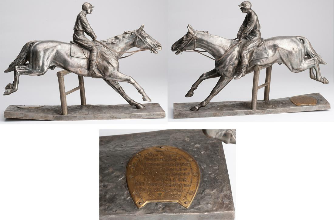 Equestrian statue (1 of 1)