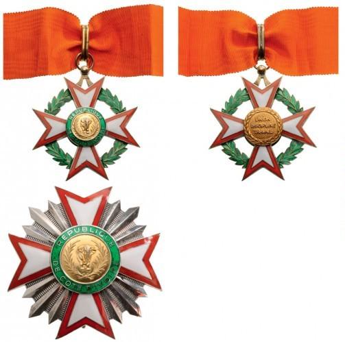 NATIONAL ORDER: Grand Officer's Set, 2nd Class, instituted in 1961. Neck Badge, 52 mm, gilt Silver, hallmarked, both sides enameled, both central medallions gilt silver, obverse enameled, with suspension ring and rib
