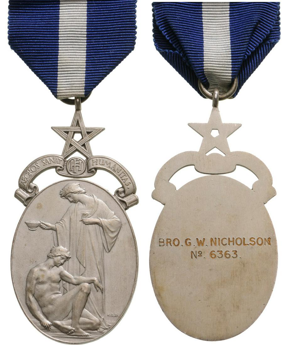 Freemasons Hospital, Aegros Sanat Humanitas Masonic,: Breast Badge, Silver, 69x35 mm, named on reverse, original suspension ring and ribbon. I Country: FREEMASONRY