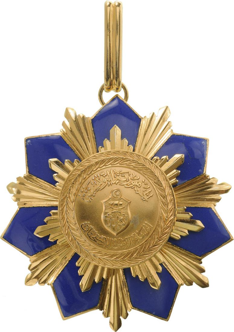 Order of Merit: Commander's Cross, 3rd Class, instituted in 1997. Neck Badge, 65 mm, gilt Bronze, central medallion gilt, one-side enameled, original suspension ring. A very badge in perfect condition, of best French