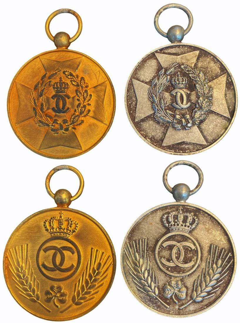 Medal of Agricultural Merit, 1st Model, Set 1-2: Set 1-2 Classes. Breast Badges, 34 mm, gilt Silver and Silver, original suspension rings. Rare! I