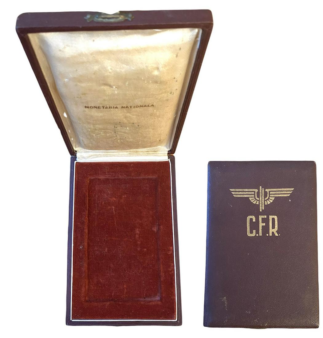 Plaquette Marshal Antonescu and King Mihai I, Railway (1 of 1)