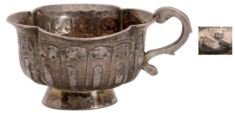 Silver vodka cup of the 18th Century (1 of 1)