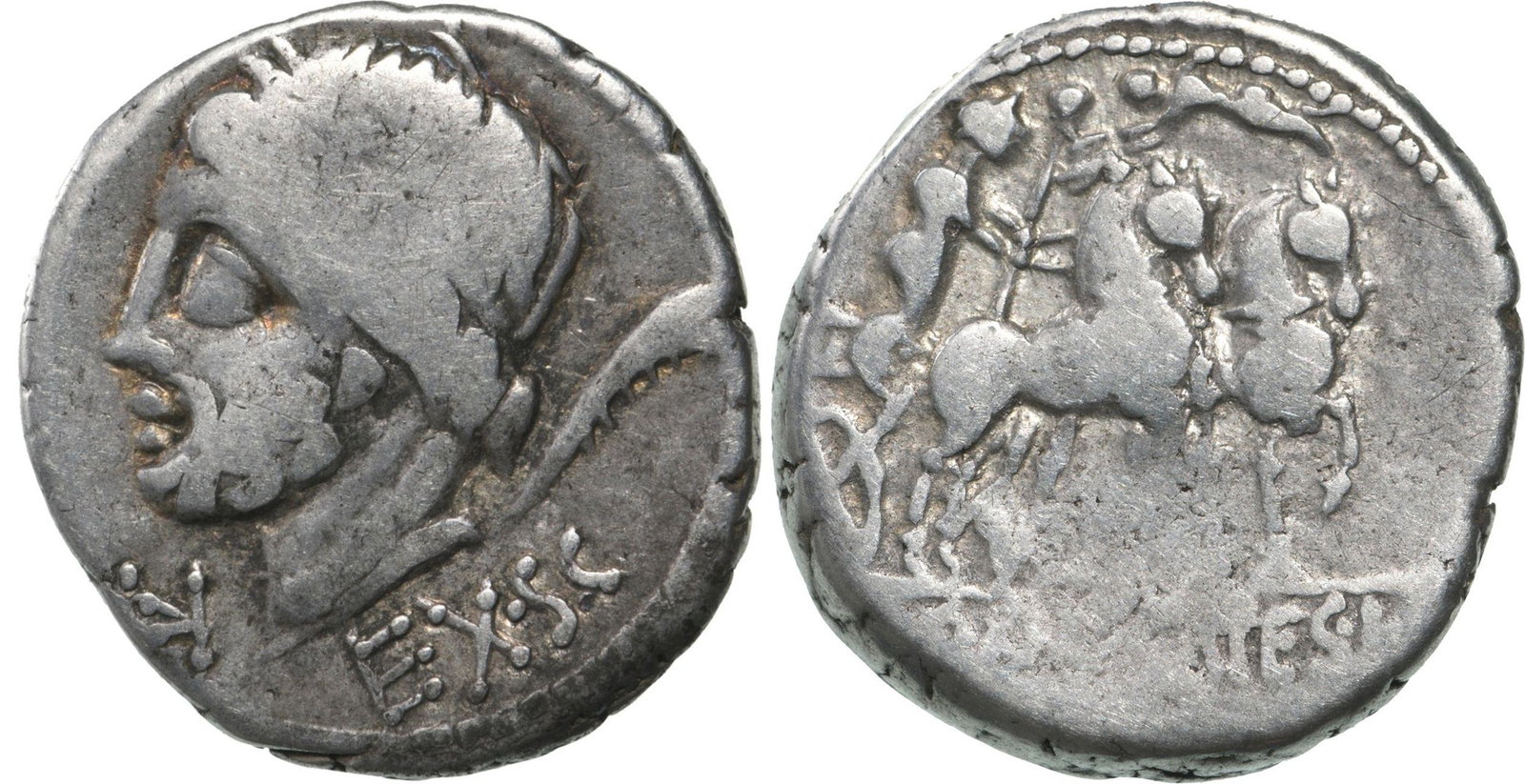 L. Memmius Gallus, (87 BC), Denar, Silver (3,7g), Rome: Saturn head left, behind Harp and EX SC / Venus in Biga, in exergue LC MEMIES LF GAL. Cr. 349. VF